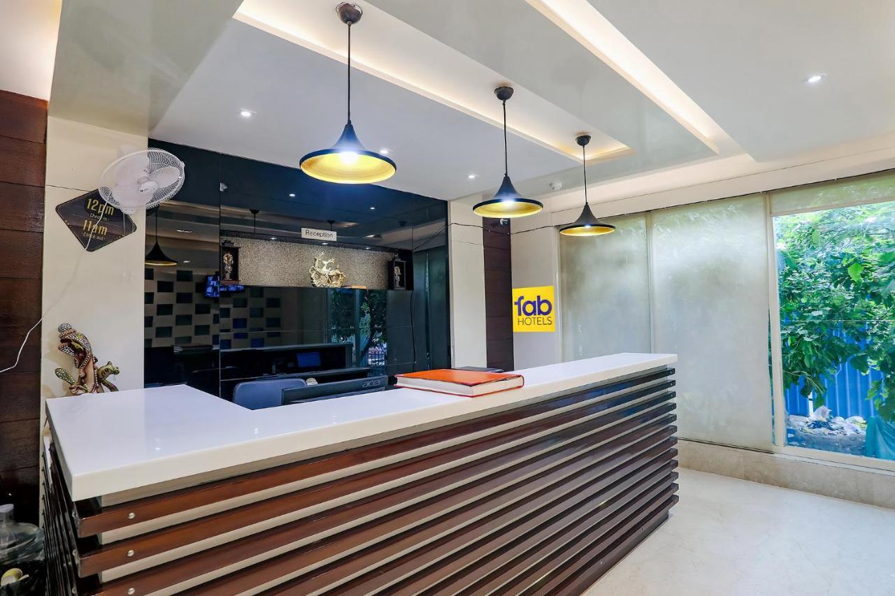 Fabhotel Grand Stay Ню Делхи Екстериор снимка